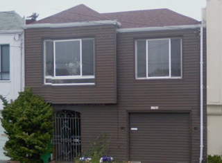 Illustration for article titled Exclusive Shots of Steve Jobs' Demolished House